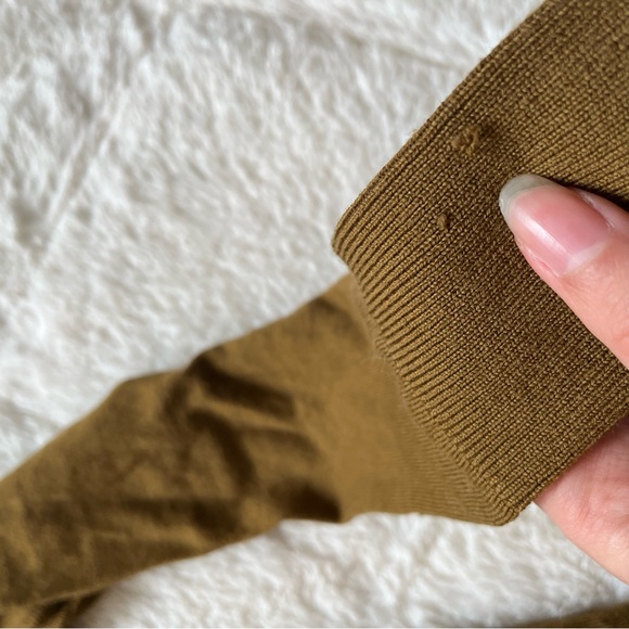 SOLD on lnstagram: baddest.out.there - Picture 8 of 8